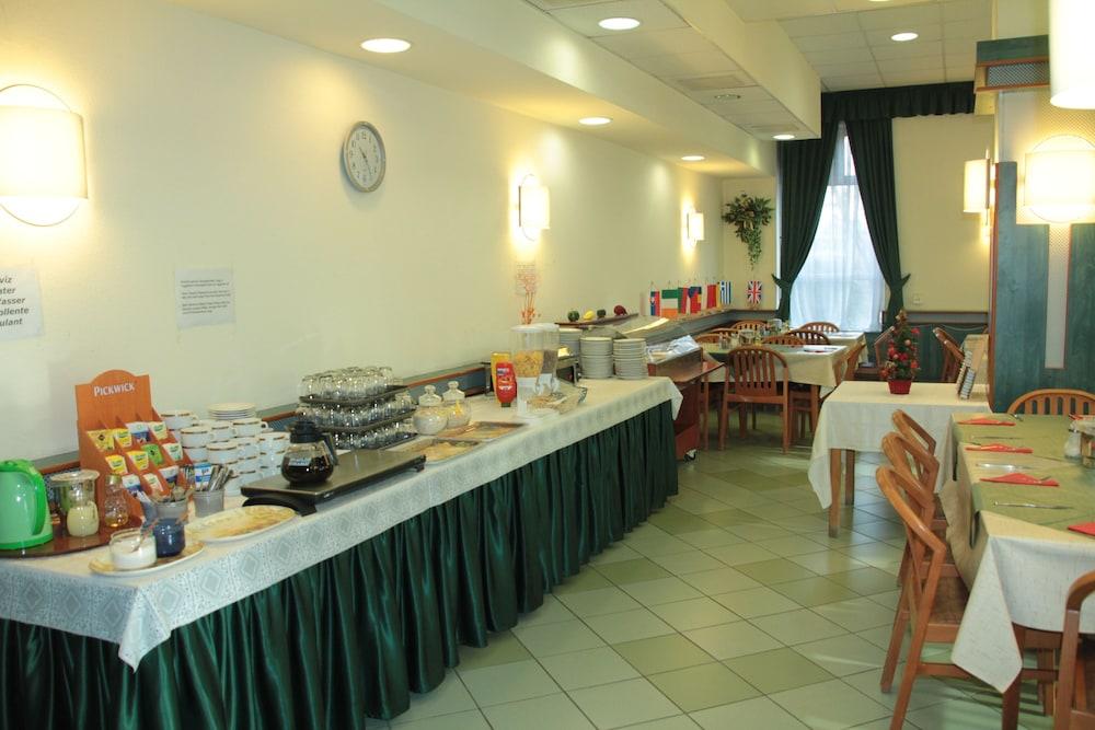 Tisza Sport Hotel Szeged Extérieur photo