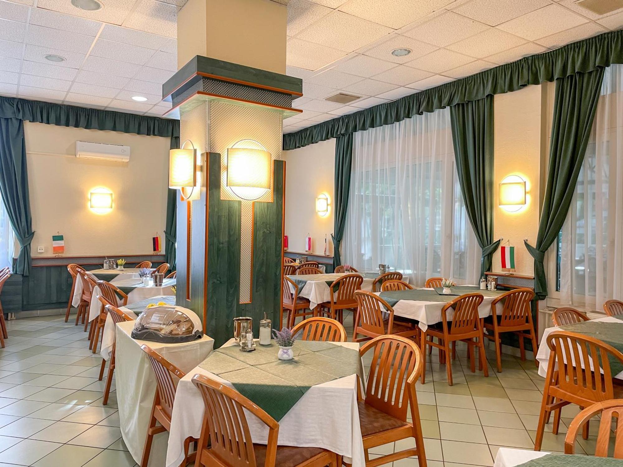 Tisza Sport Hotel Szeged Extérieur photo