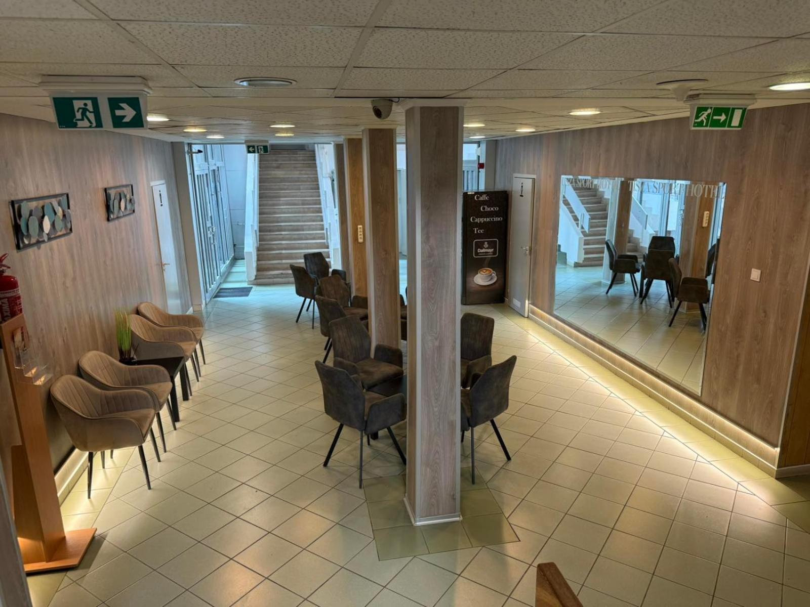 Tisza Sport Hotel Szeged Extérieur photo